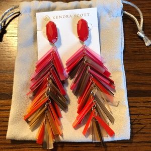 Used Kendra Scott jewelry